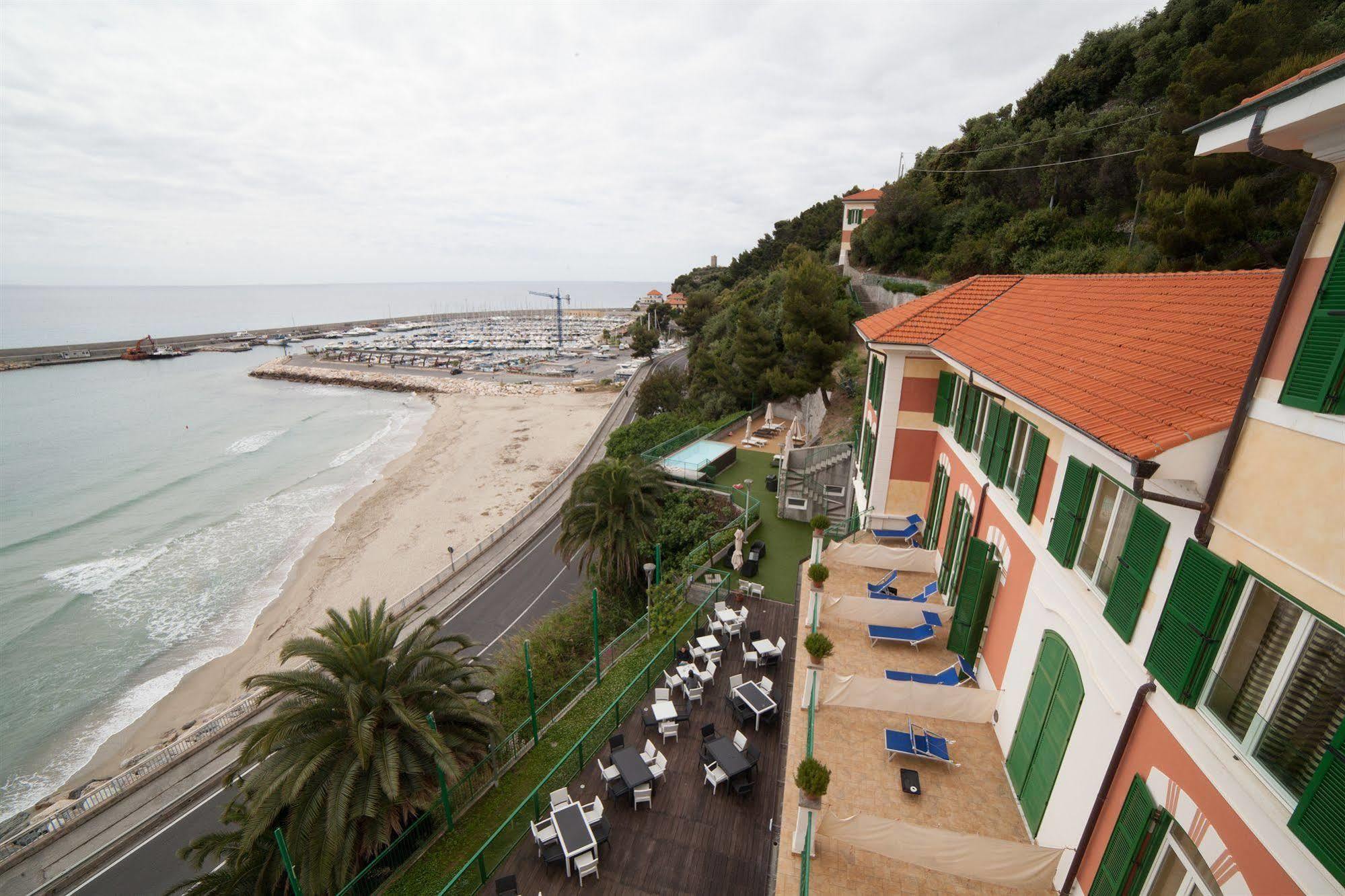 Del Golfo 4* Finale Ligure